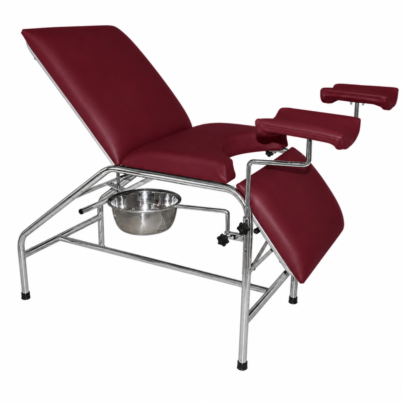 Table gynécologique avec jambières chromée- TG02